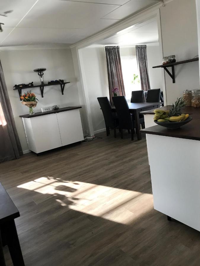 Hotell Kaprifol Hunnebostrand Buitenkant foto